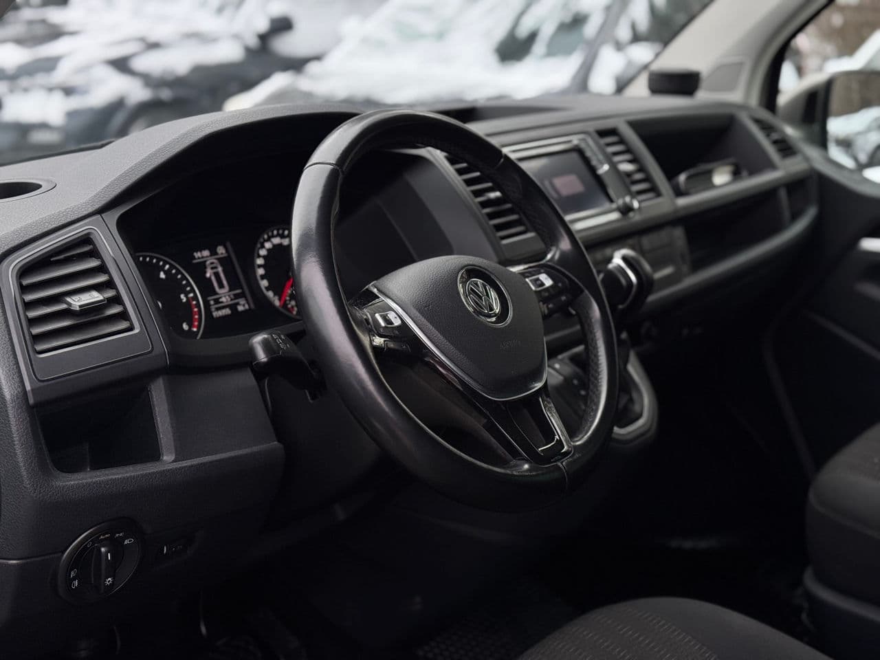 2017 Volkswagen Caravelle — Miniatură 9