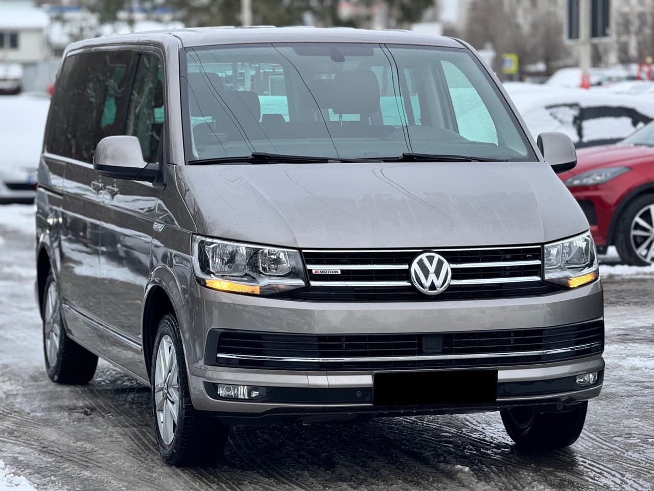 2017 Volkswagen Caravelle — Miniatură 3