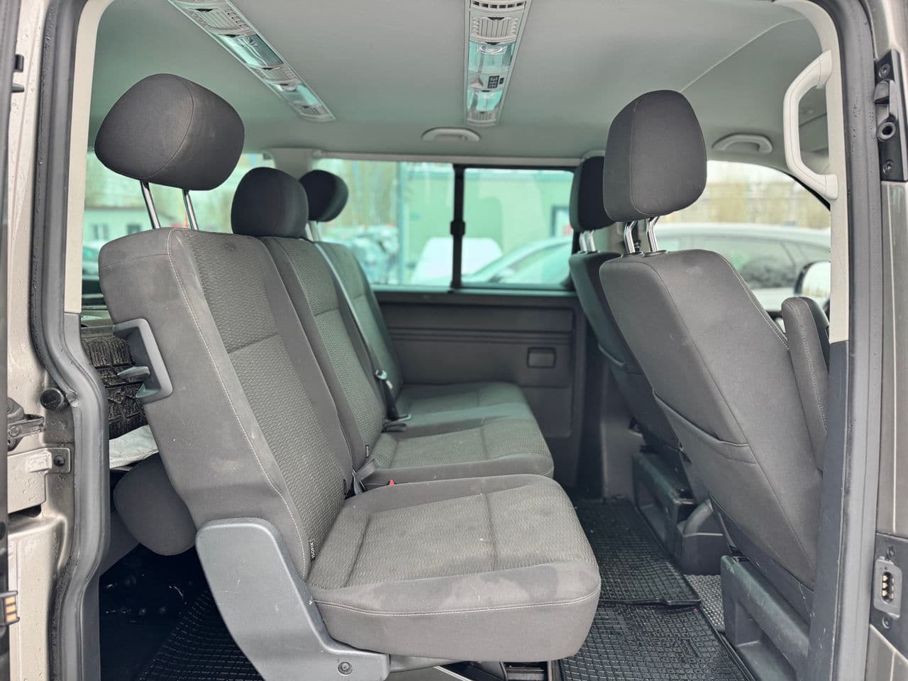 2017 Volkswagen Caravelle — Miniatură 17