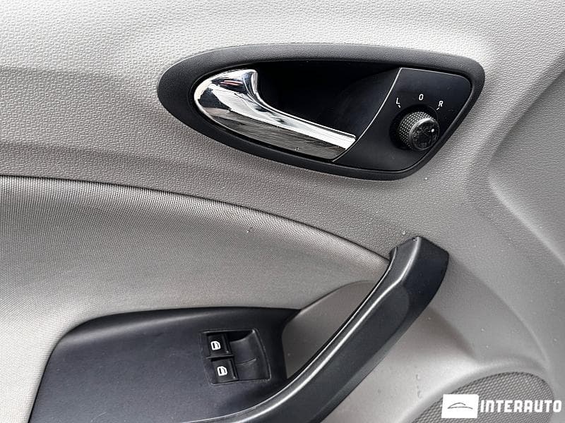 2013 Seat Ibiza — Miniatură 14