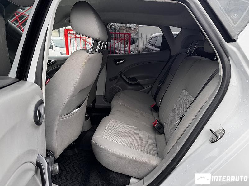 2013 Seat Ibiza — Miniatură 6