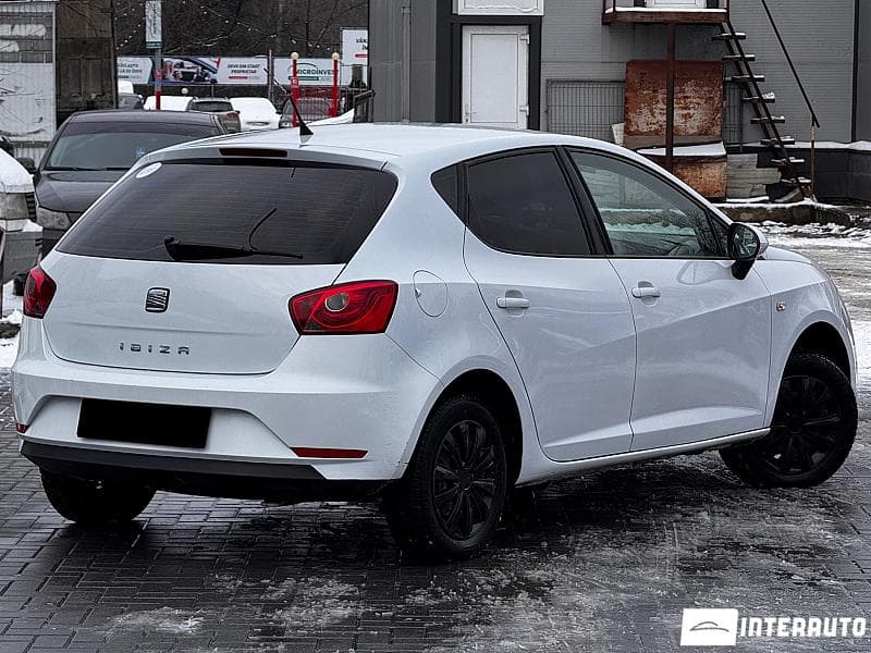 2013 Seat Ibiza — Miniatură 3