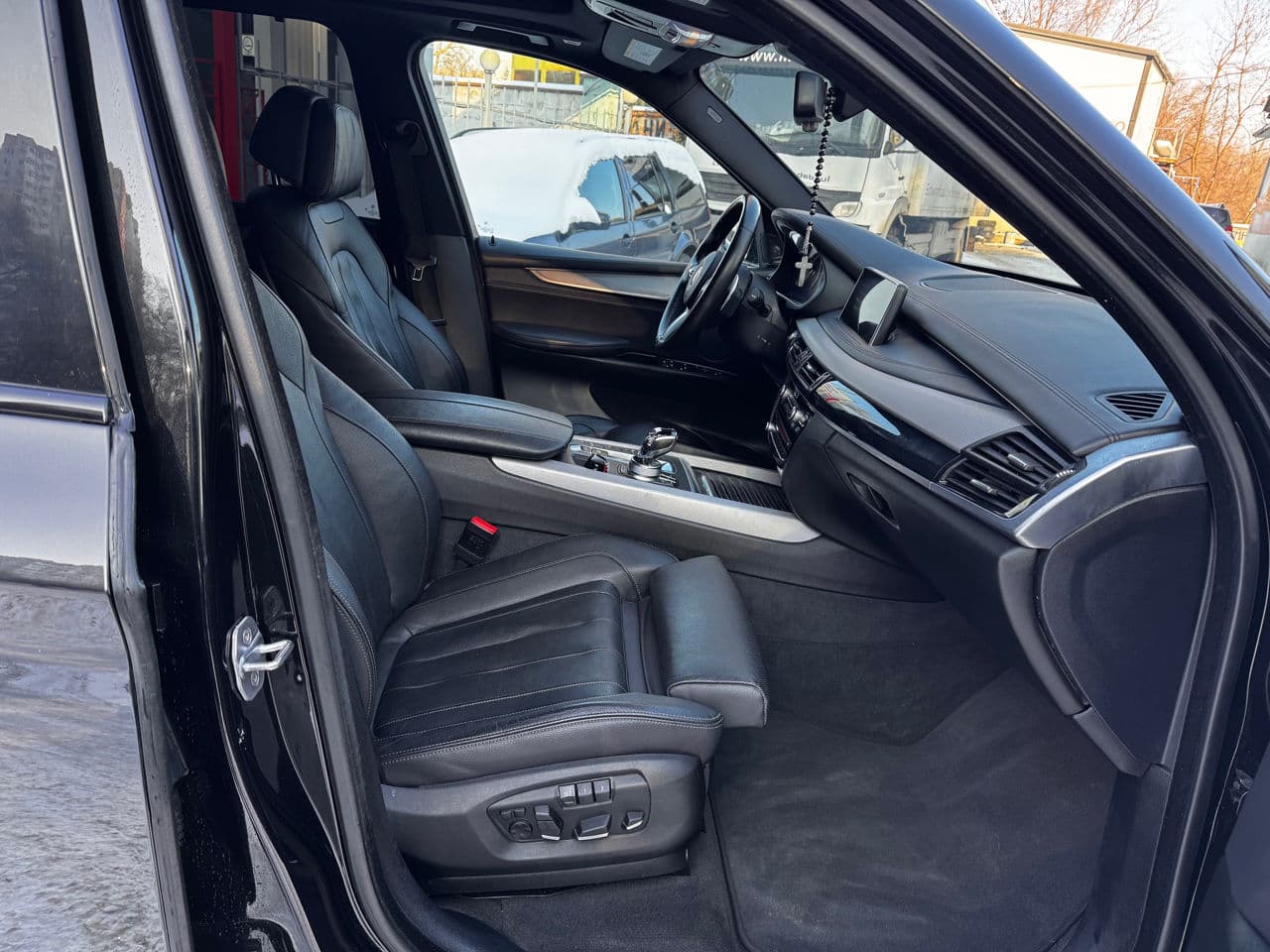 2018 BMW X5 4.0e — Miniatură 6