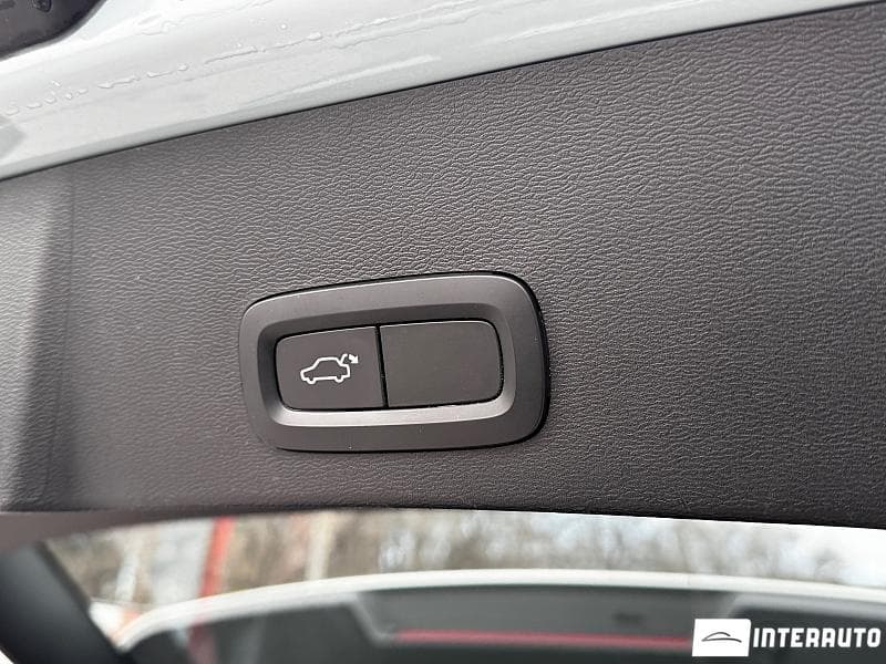 2019 Volvo XC 40 — Miniatură 17