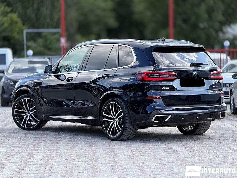 2022 BMW X5 4.5e — Miniatură 3