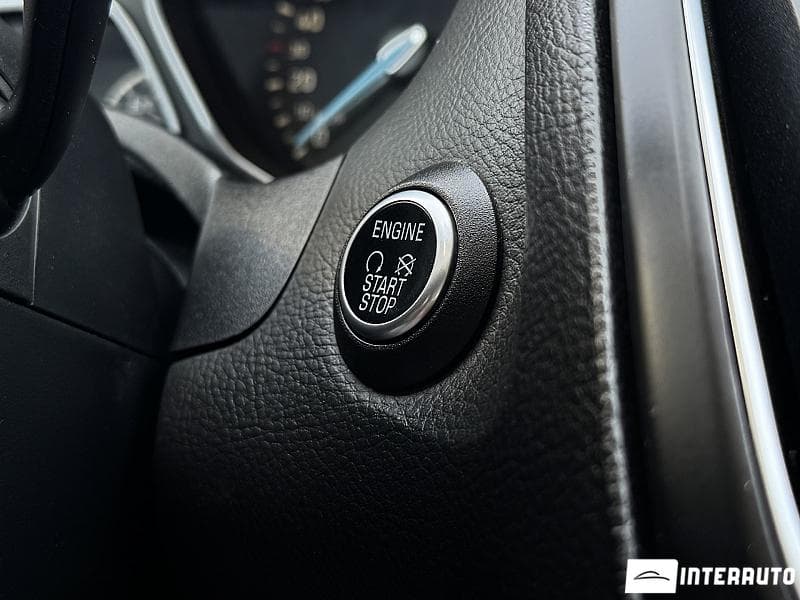 2015 Ford Focus — Miniatură 13