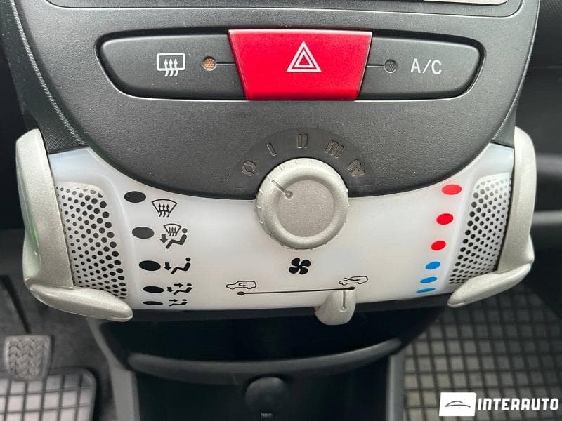 2013 Citroen C1 — Miniatură 10