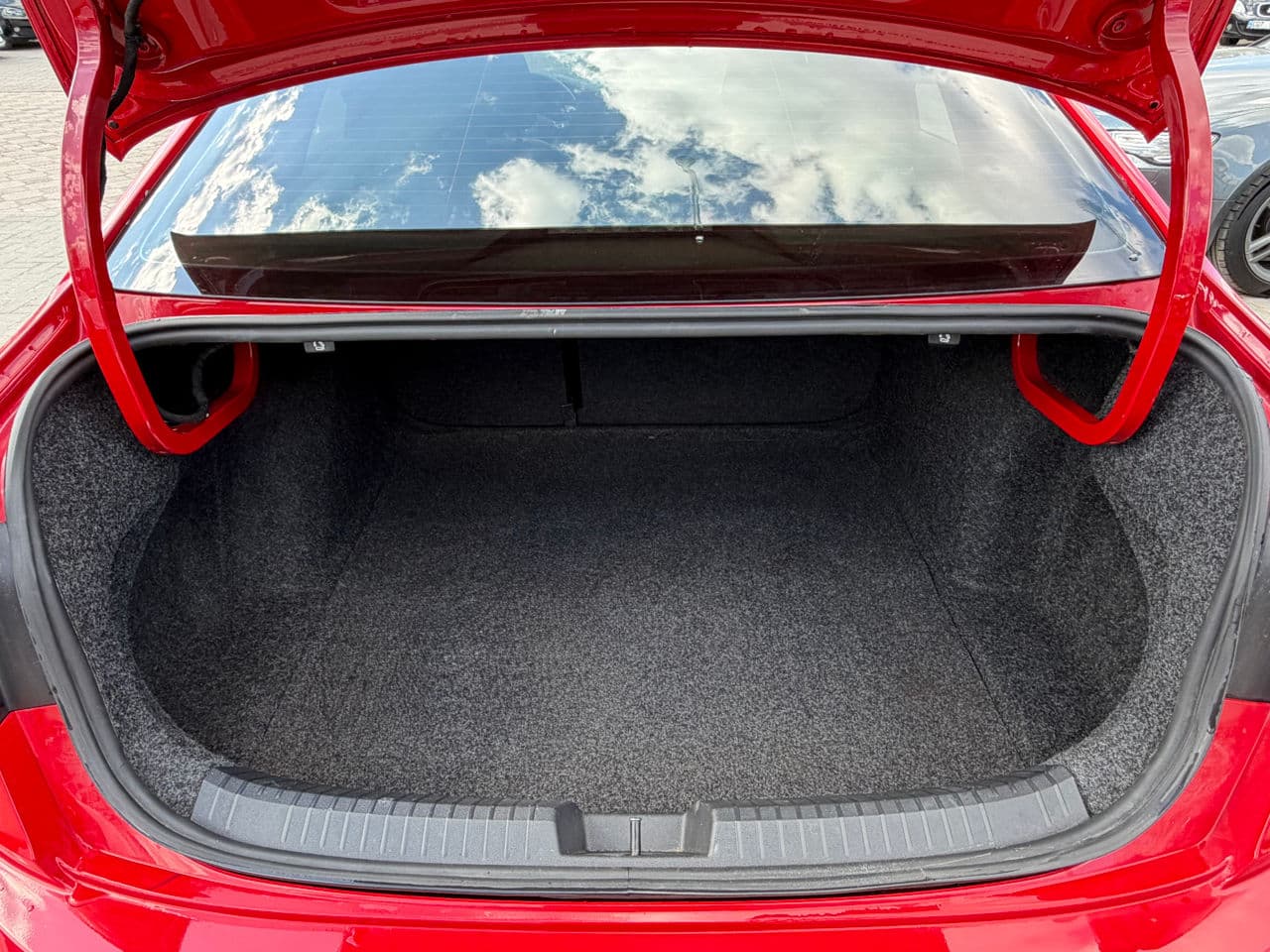2019 Volkswagen Jetta — Miniatură 19