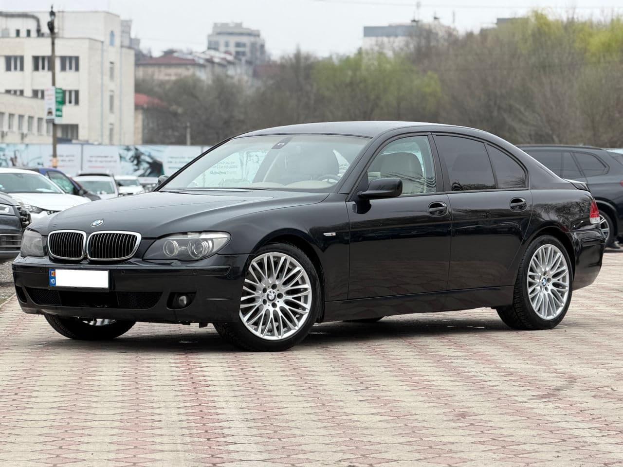 BMW 730