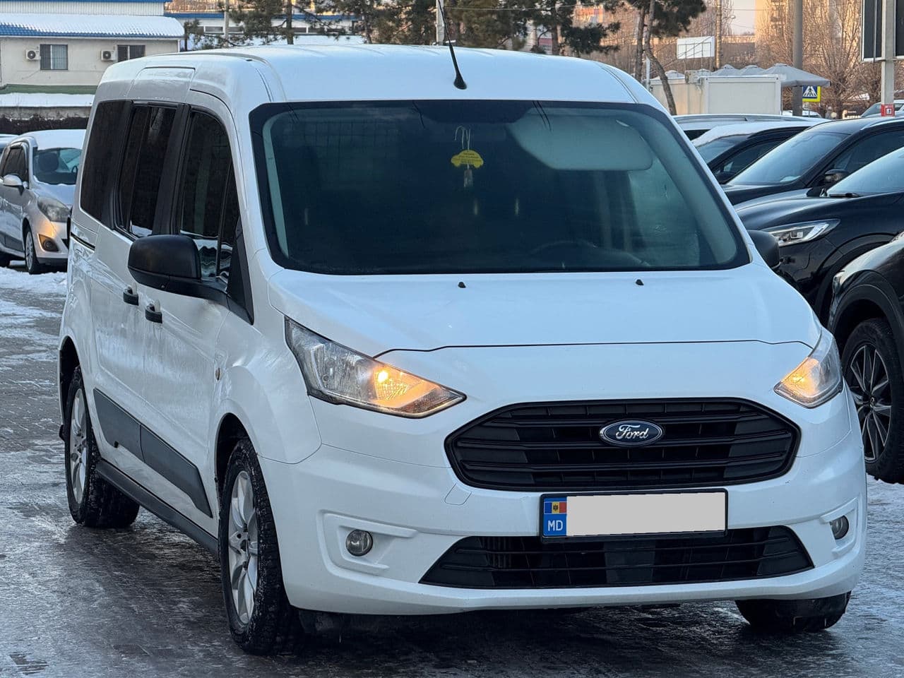 2019 Ford Transit Connect — Miniatură 3