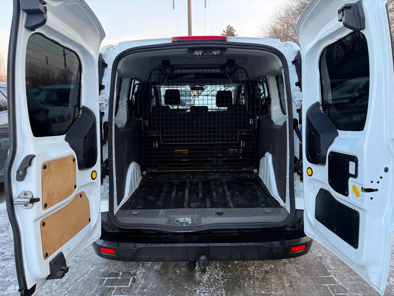 2019 Ford Transit Connect — Miniatură 17