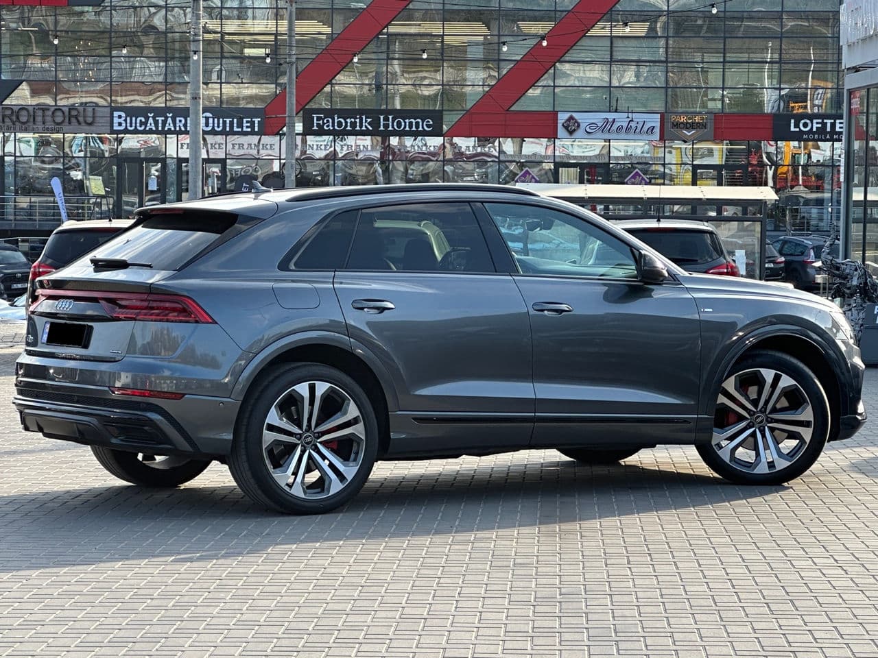 2023 Audi Q8 — Miniatură 3