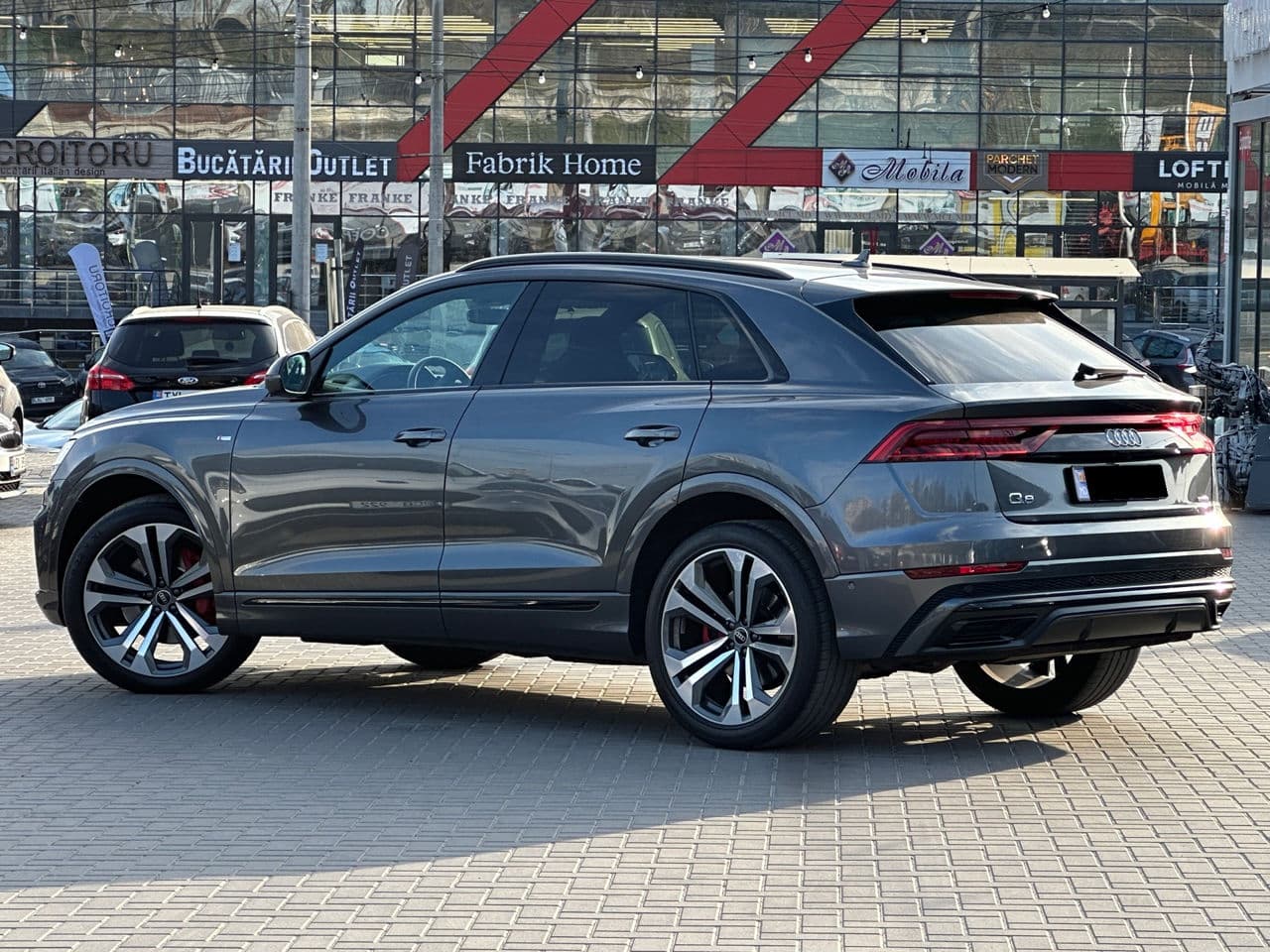 2023 Audi Q8 — Miniatură 4