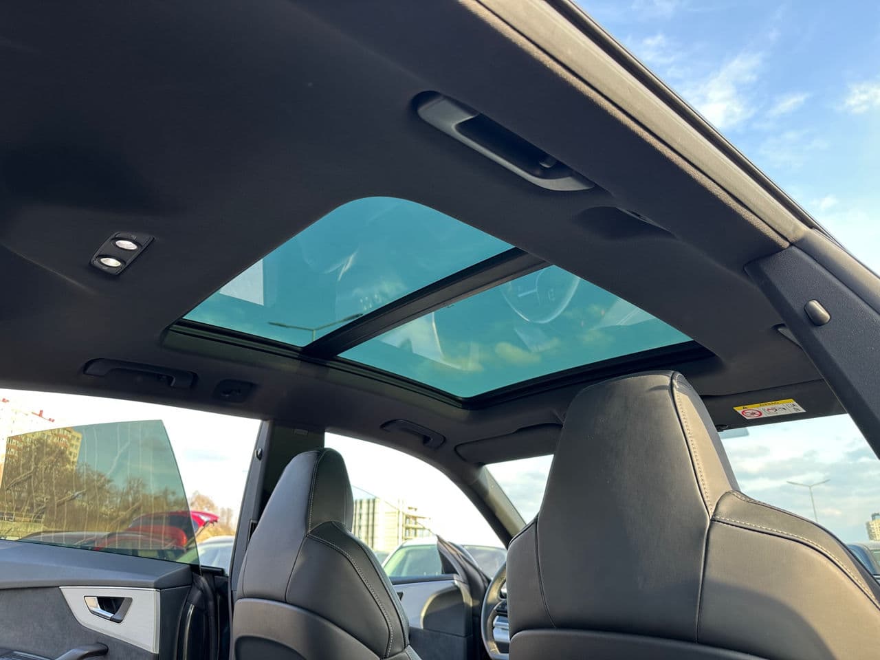 2023 Audi Q8 — Miniatură 14