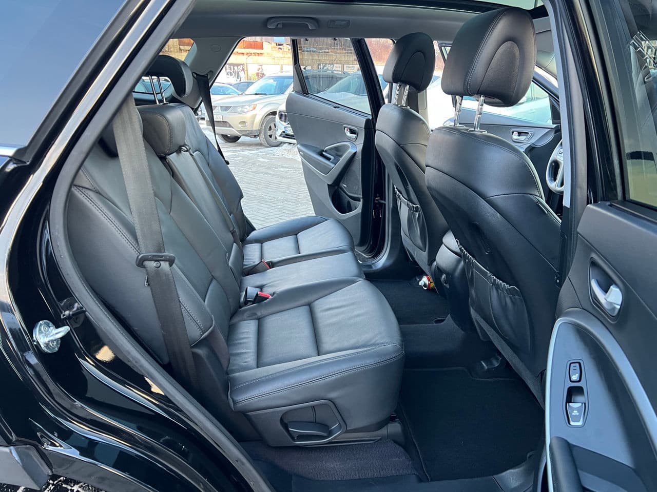 2017 Hyundai Grand Santa Fe — Miniatură 14