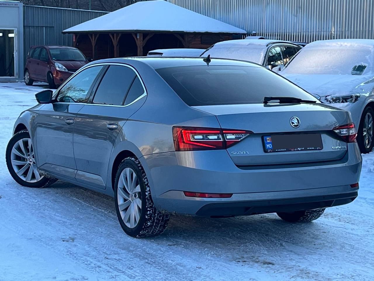 2016 Skoda Superb — Miniatură 2