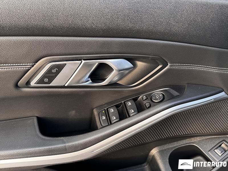 2019 BMW 320 — Miniatură 16