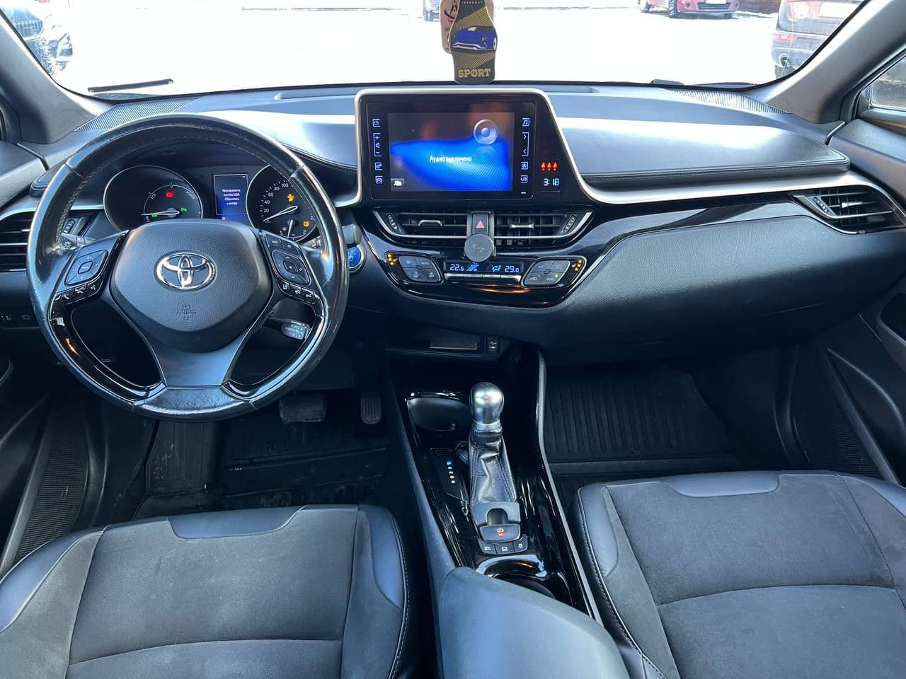 2018 Toyota C-HR — Miniatură 9