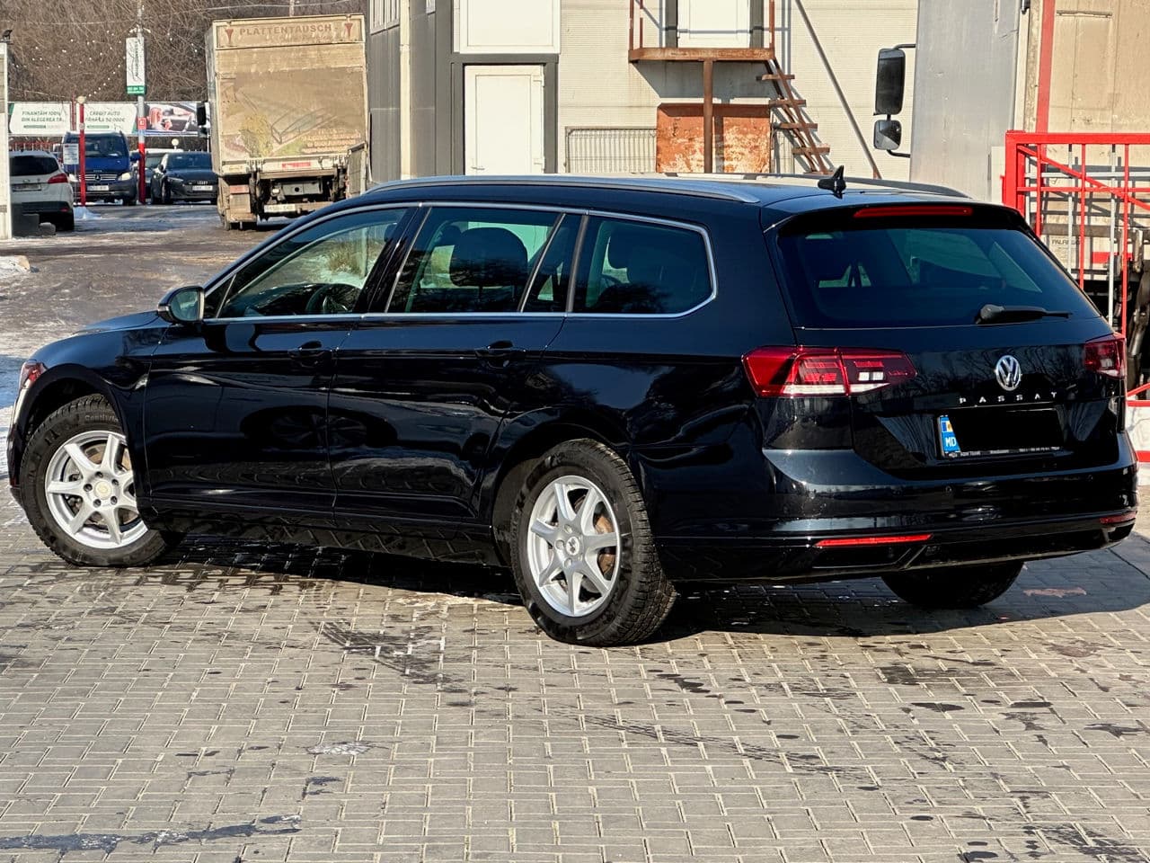 2019 Volkswagen Passat — Miniatură 4