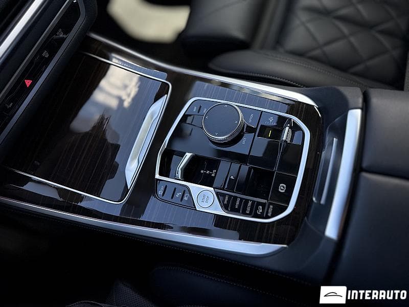 2024 BMW X5 5.0e — Miniatură 17