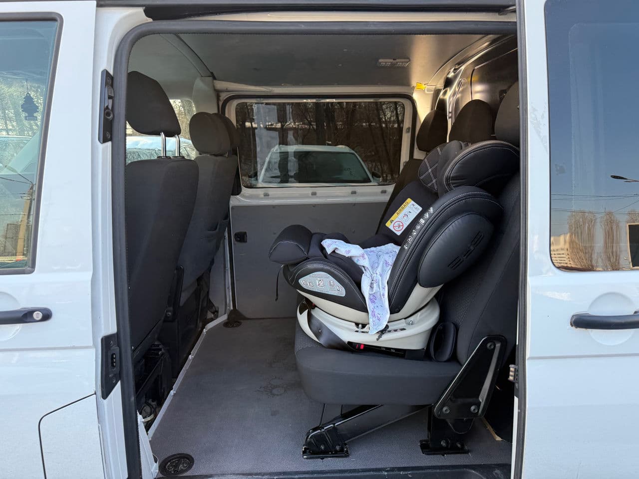 2017 Volkswagen Transporter — Miniatură 16