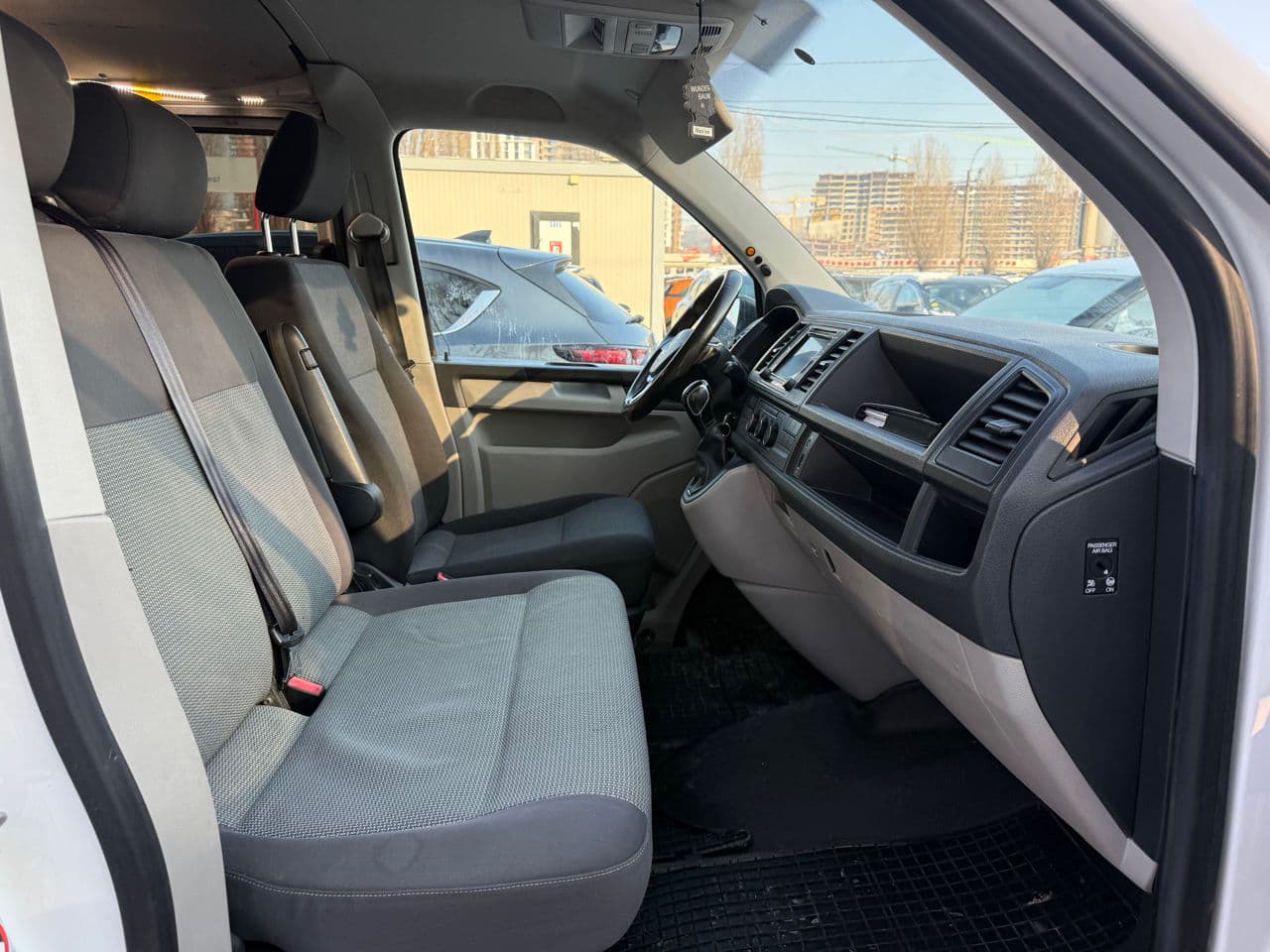 2017 Volkswagen Transporter — Miniatură 14