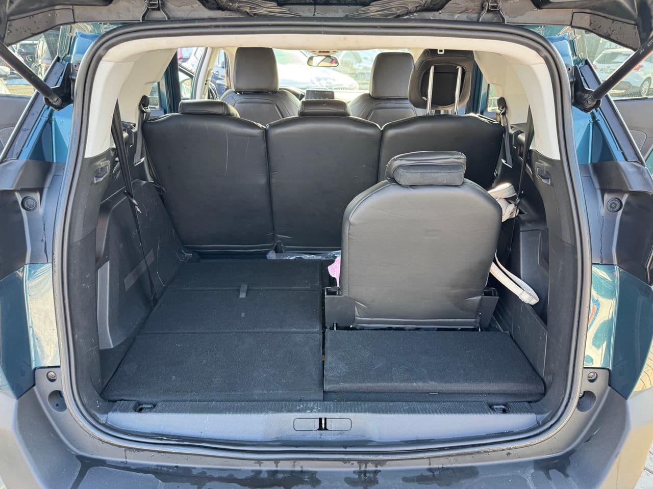 2019 Peugeot 5008 — Miniatură 19