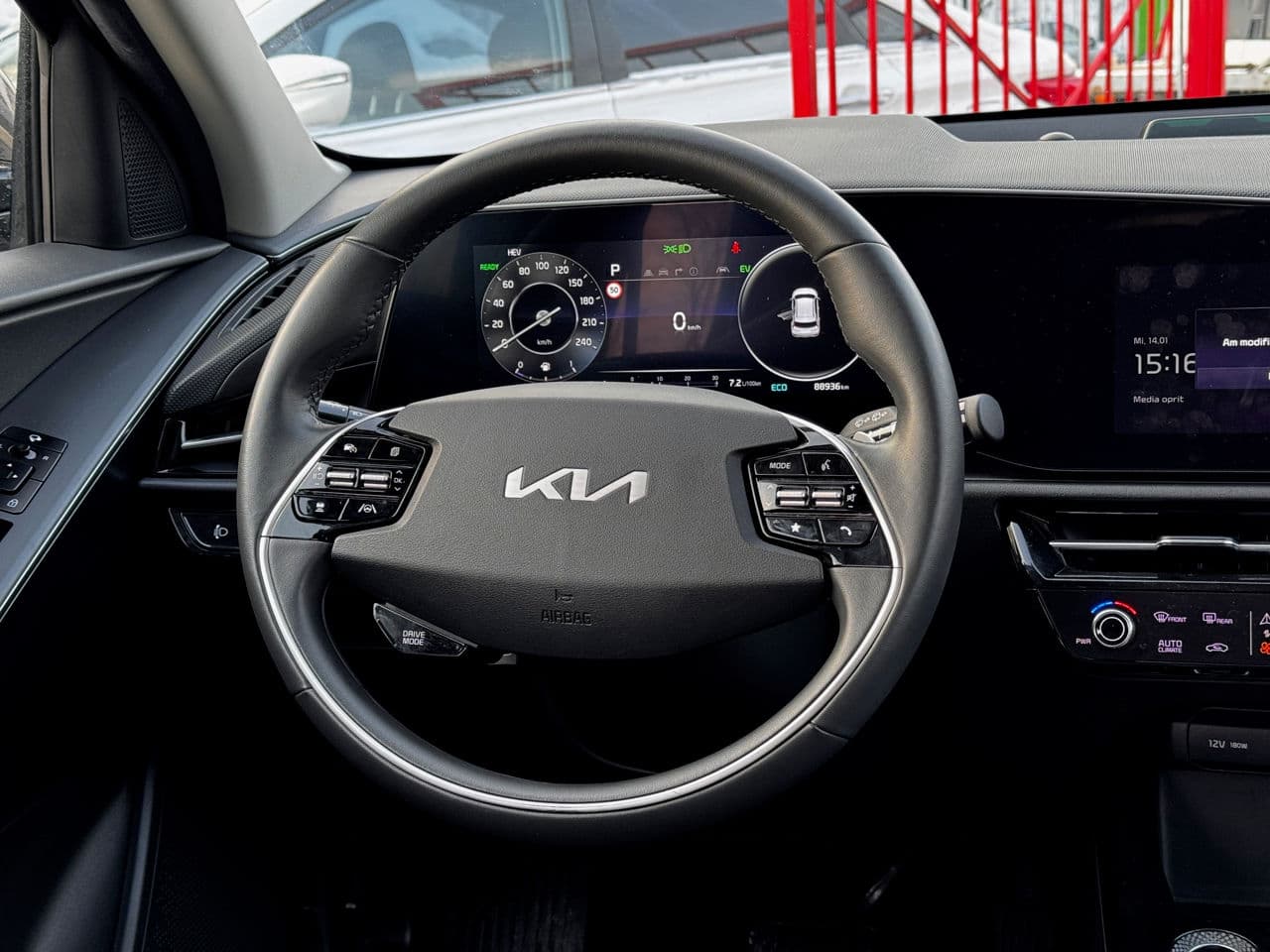 2023 Kia Niro — Miniatură 7