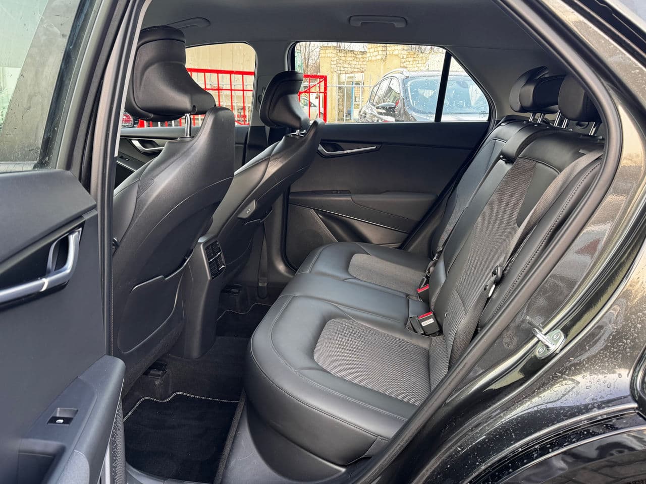 2023 Kia Niro — Miniatură 15