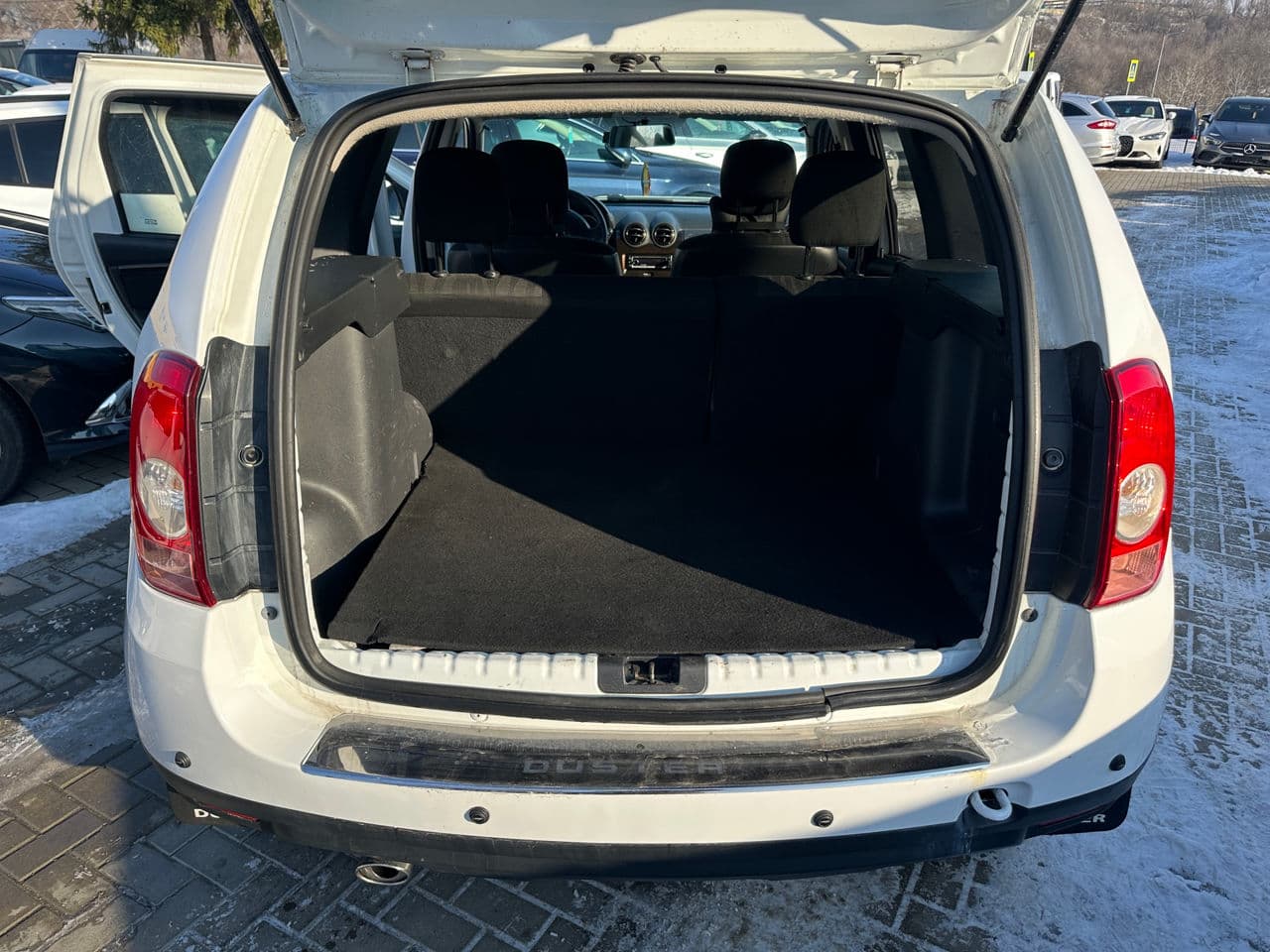 Dacia Duster 2012 — Миниатюра 18