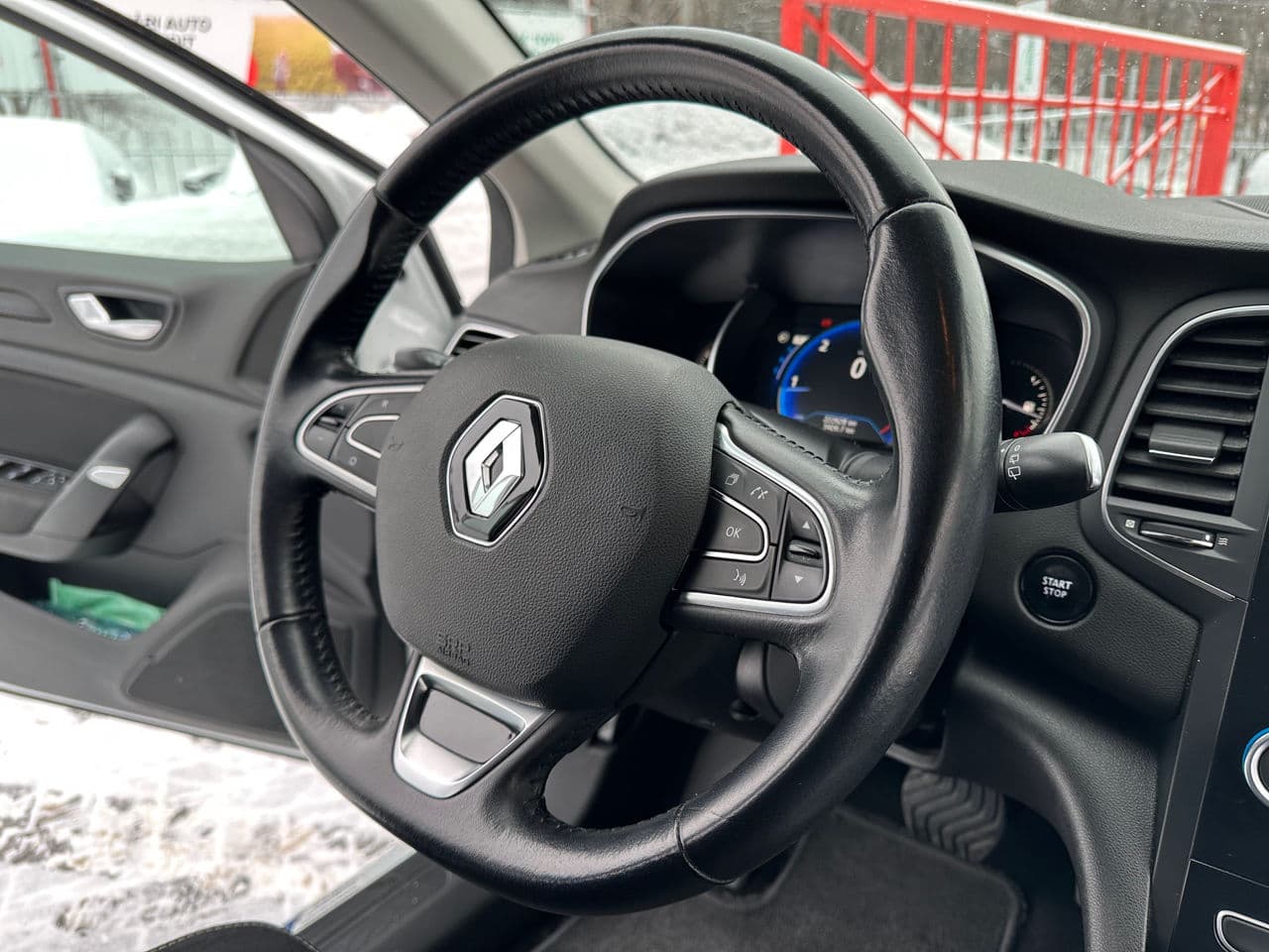 Renault Megane 2017 — Миниатюра 7