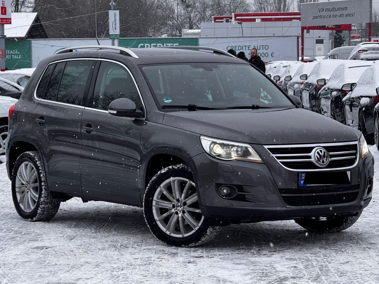 2011 Volkswagen Tiguan — Miniatură 3