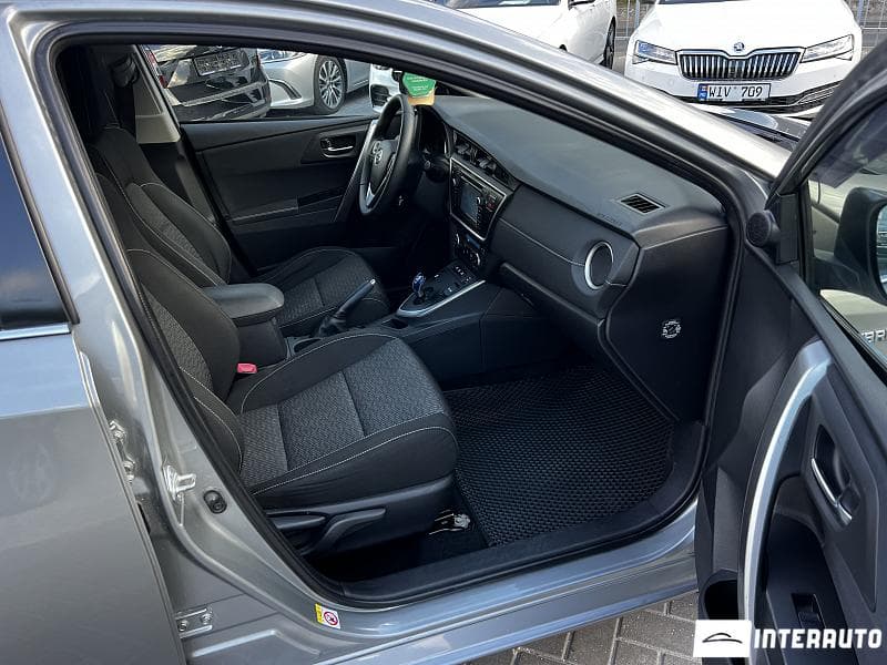2014 Toyota Auris — Miniatură 7