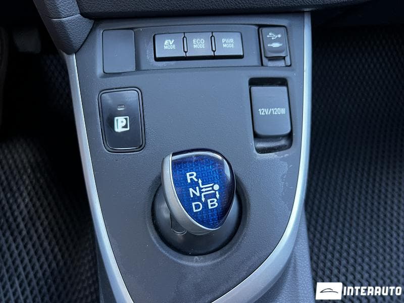 2014 Toyota Auris — Miniatură 13