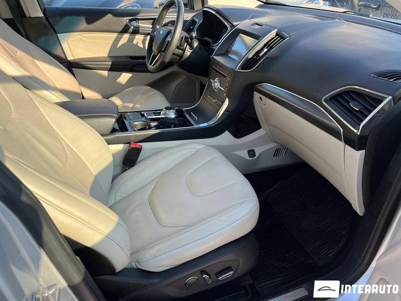 2019 Ford Edge — Miniatură 6