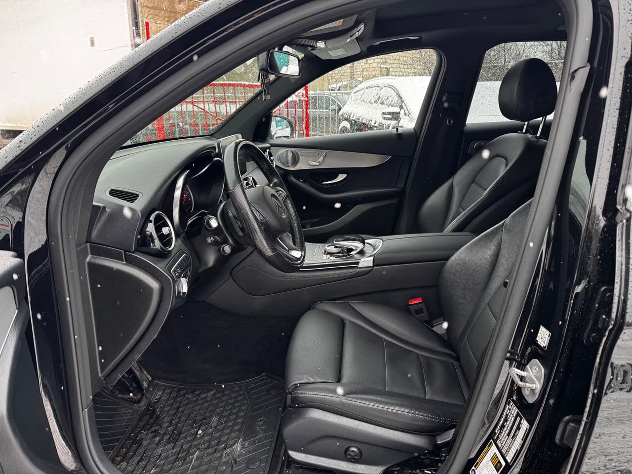 2018 Mercedes GLC 350e — Miniatură 5