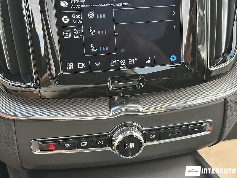2022 Volvo XC 60 — Miniatură 10