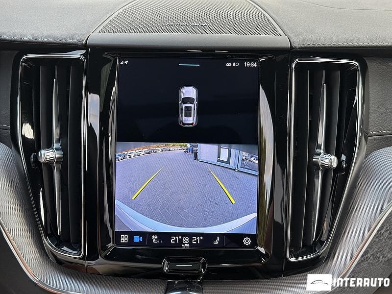 2022 Volvo XC 60 — Miniatură 9