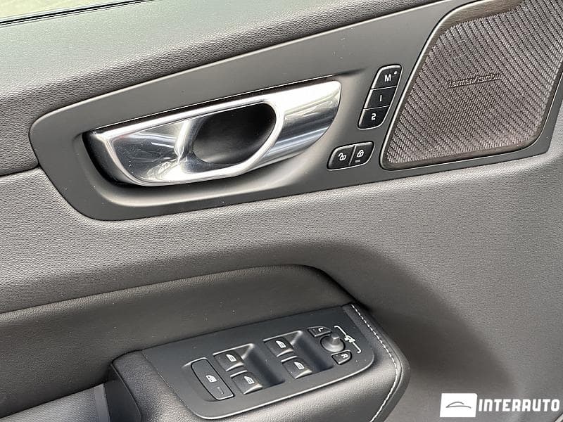 2022 Volvo XC 60 — Miniatură 18