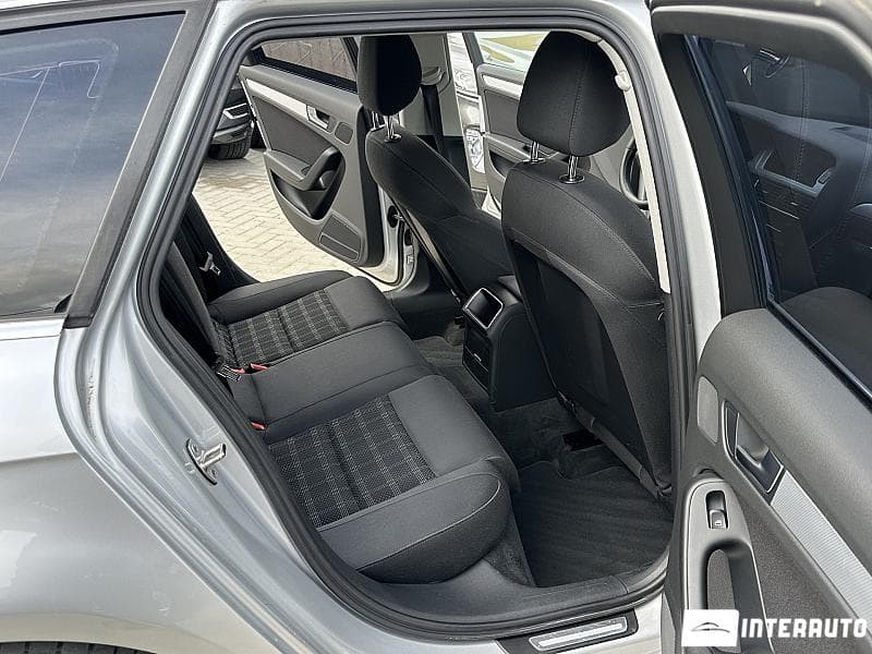 2012 Audi A4 — Miniatură 14