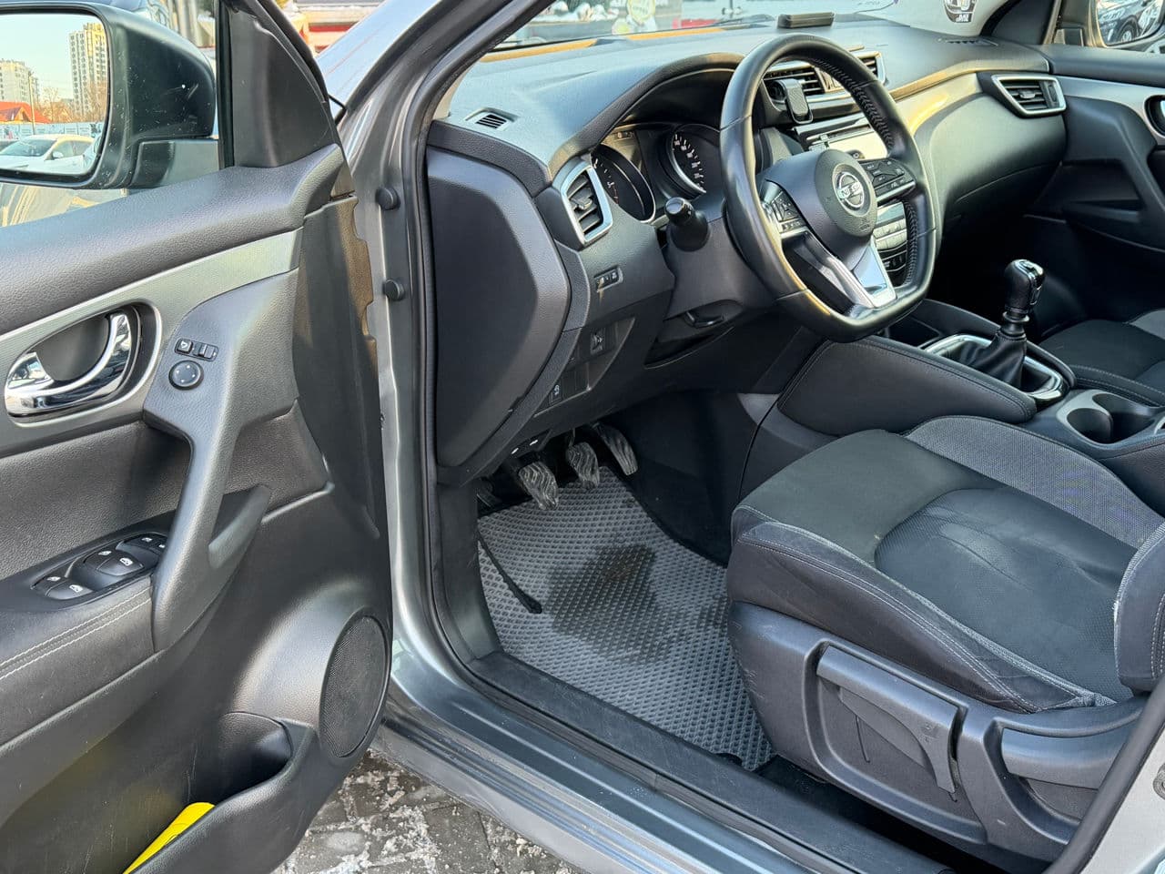 2017 Nissan Qashqai — Miniatură 6