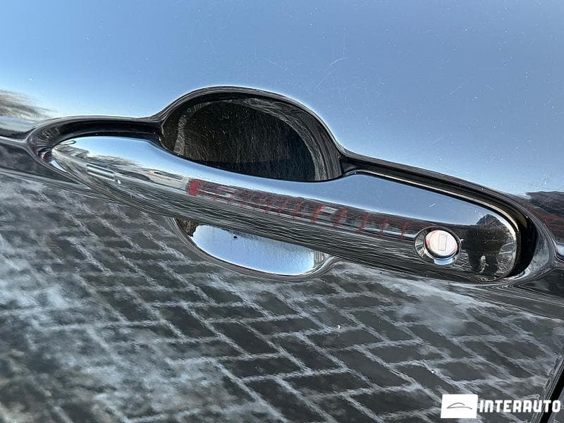 2018 Toyota Camry — Miniatură 18