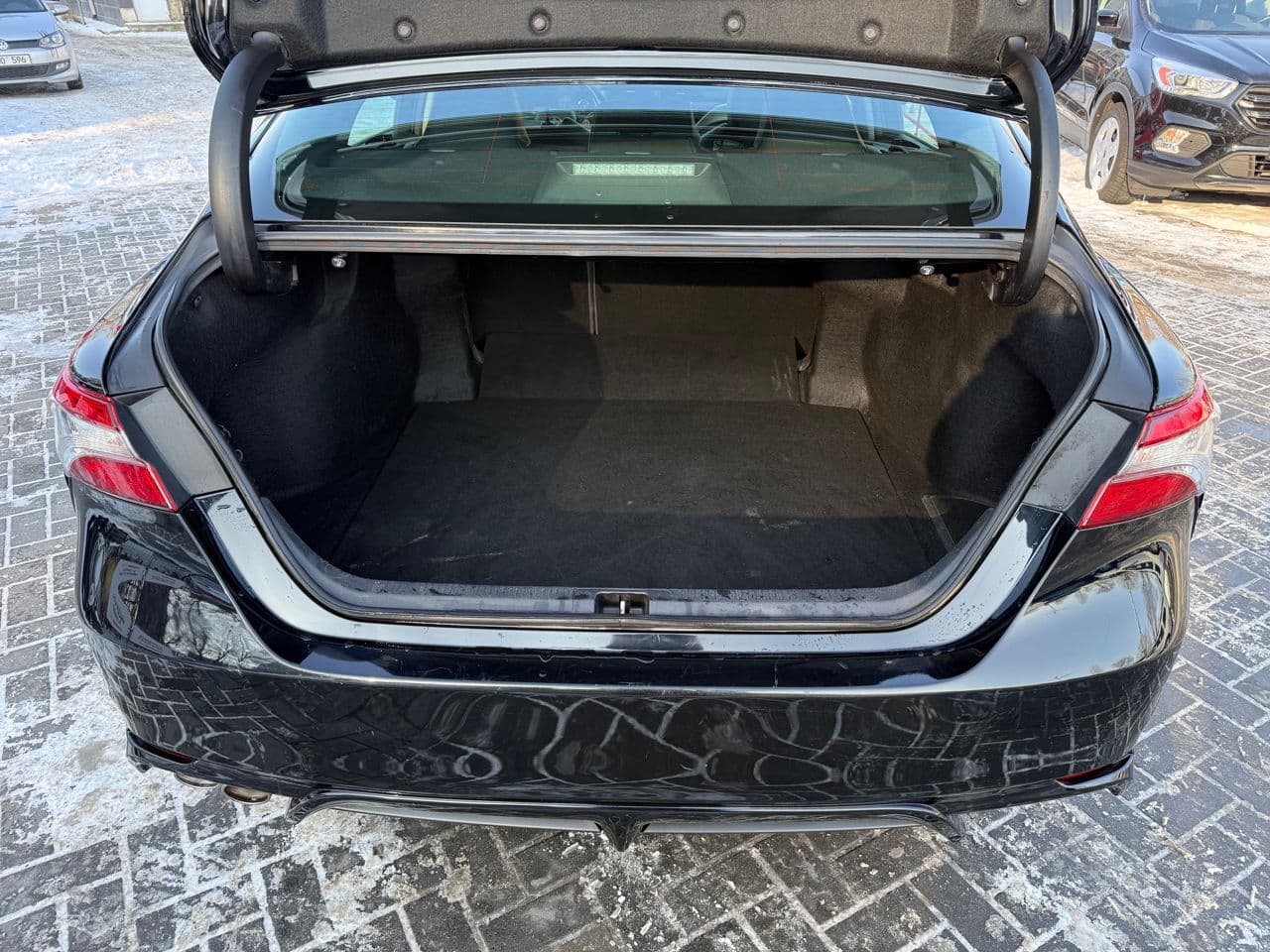 2018 Toyota Camry — Miniatură 17