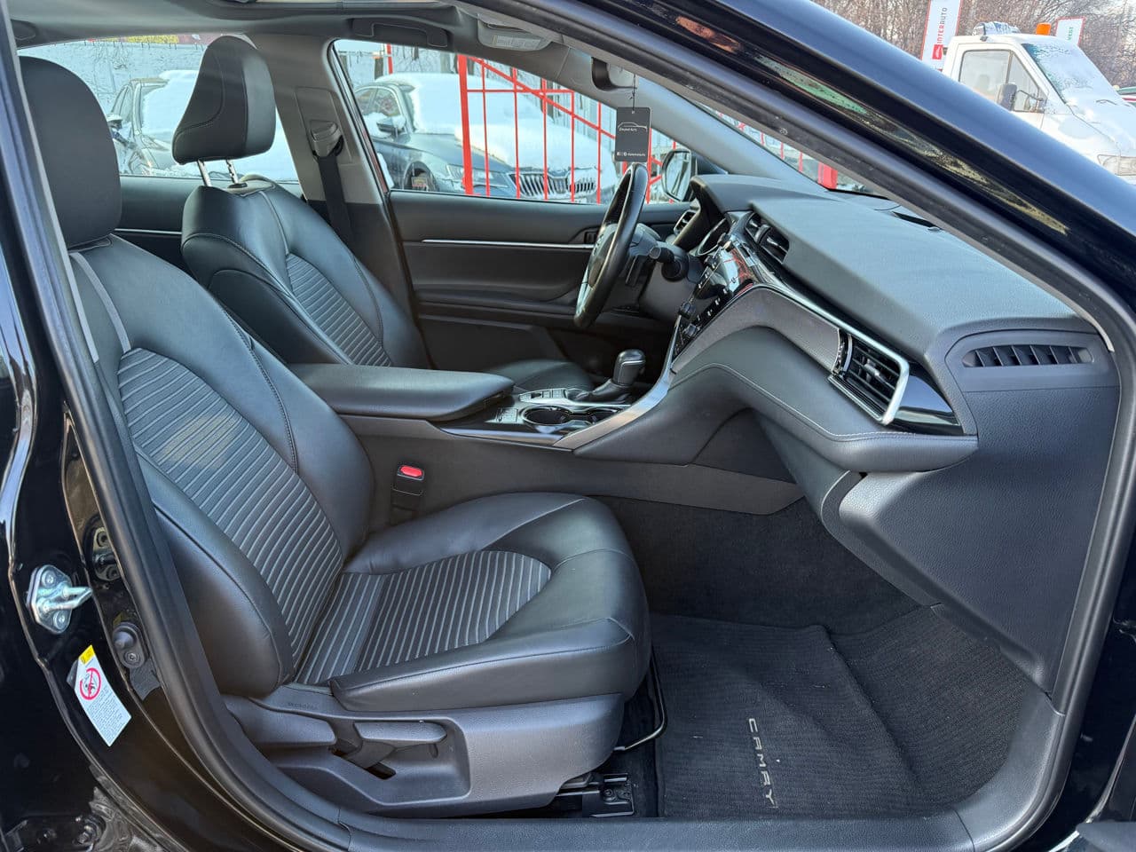 2018 Toyota Camry — Miniatură 6
