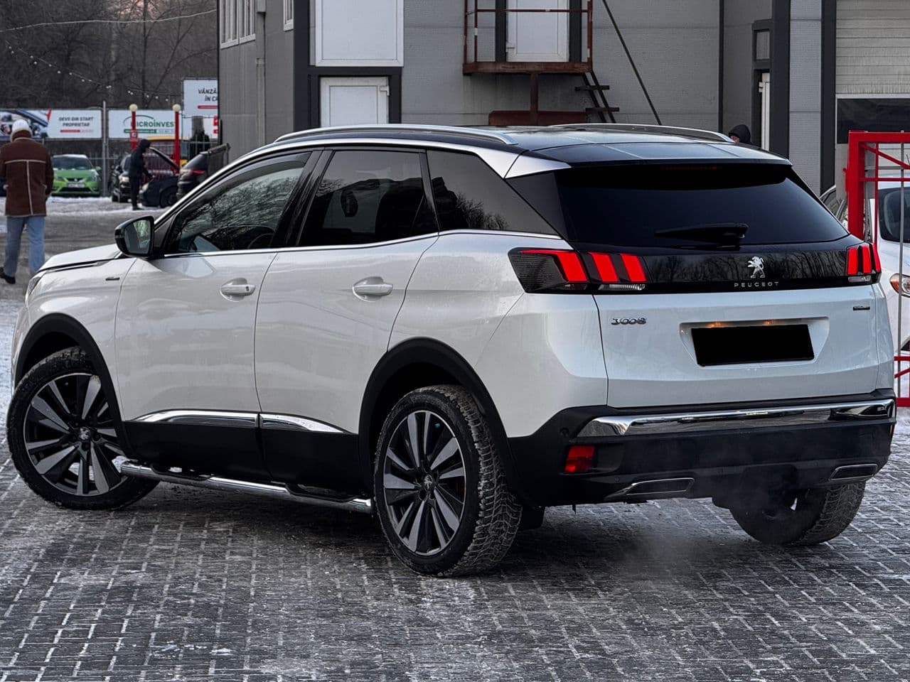 2018 Peugeot 3008 — Miniatură 2