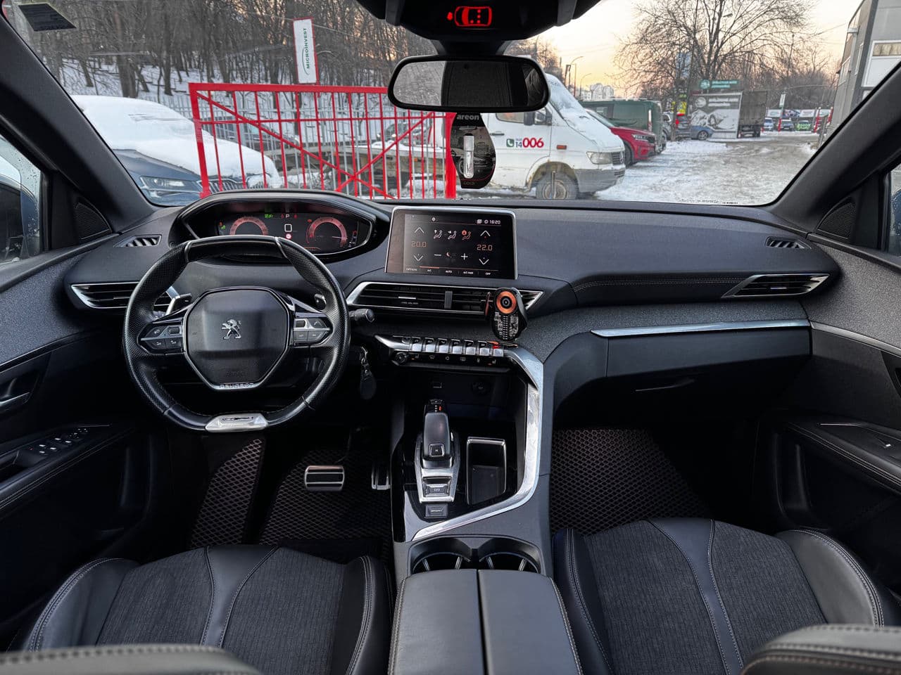 2018 Peugeot 3008 — Miniatură 10