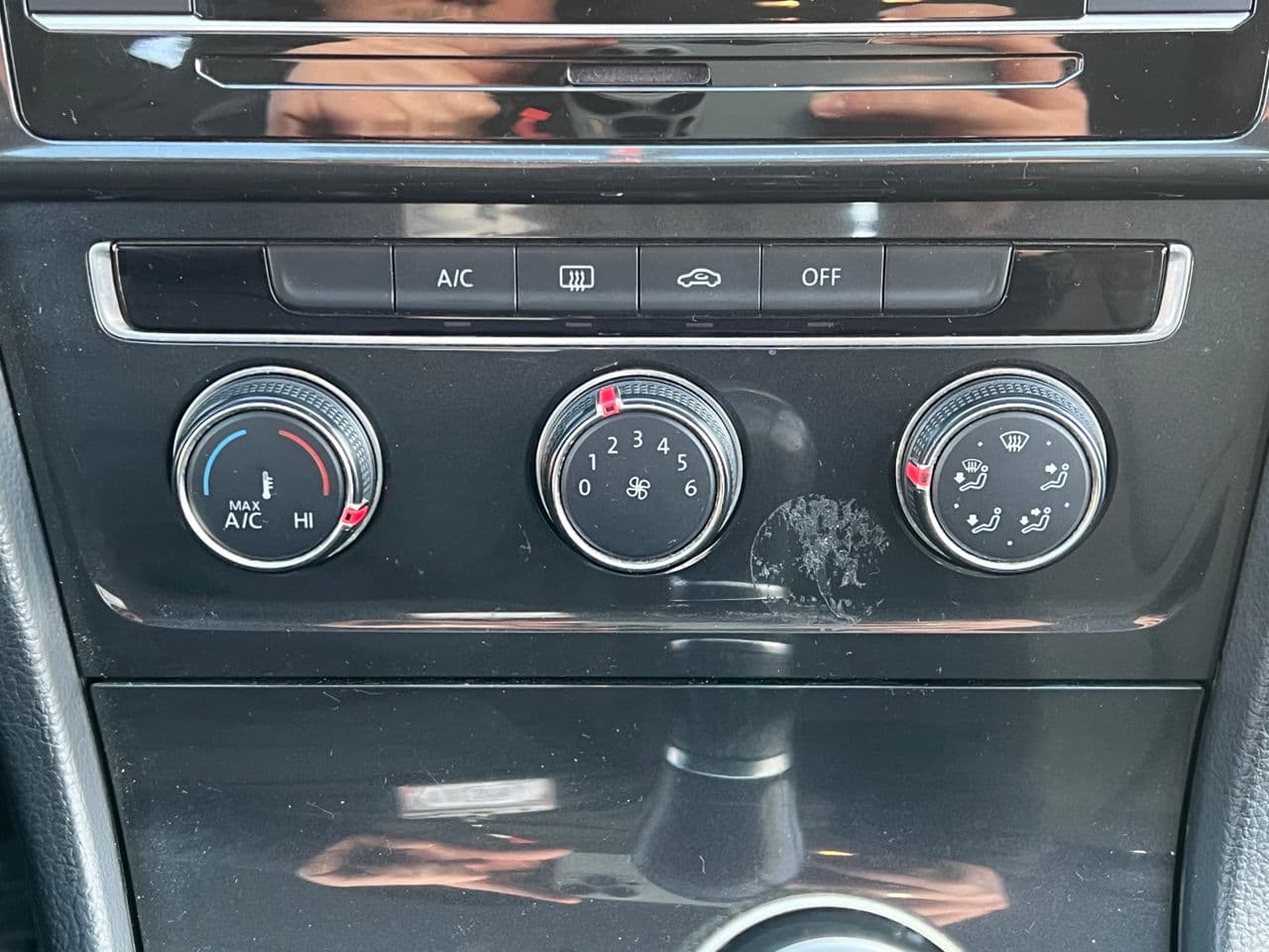 2017 Volkswagen Golf — Miniatură 10