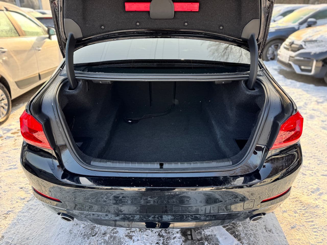 2018 BMW 518 — Miniatură 5