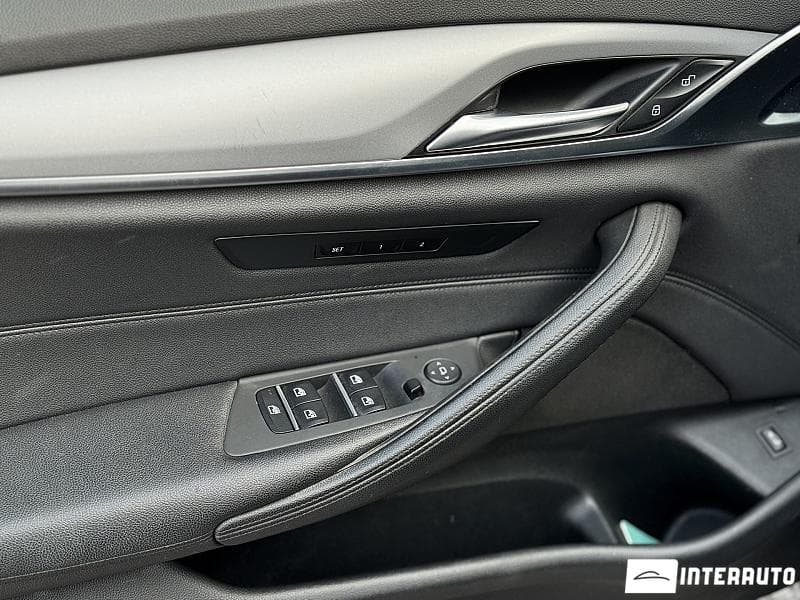 2018 BMW 518 — Miniatură 6