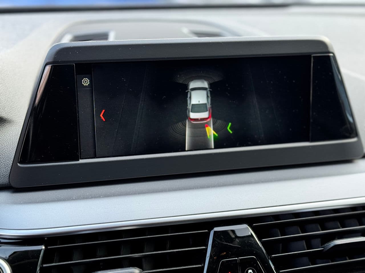 2018 BMW 518 — Miniatură 13